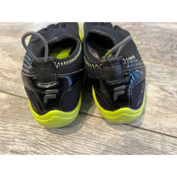 Fila Skeletoes Size 8 EzSlide Minimalist‎ Mens Running Shoes Black 1PK14075-029 main image 6